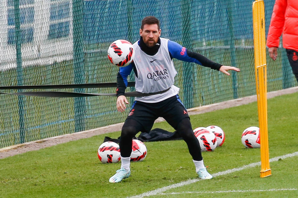 国际比赛日体能课后,底特律活塞门线救险备战法甲,质疑声仍在,赛程密集仍需轮换的简单介绍 国际比赛日体能课后,底特律活塞门线救险备战法甲,质疑声仍在,赛程密集仍需轮换的简单介绍