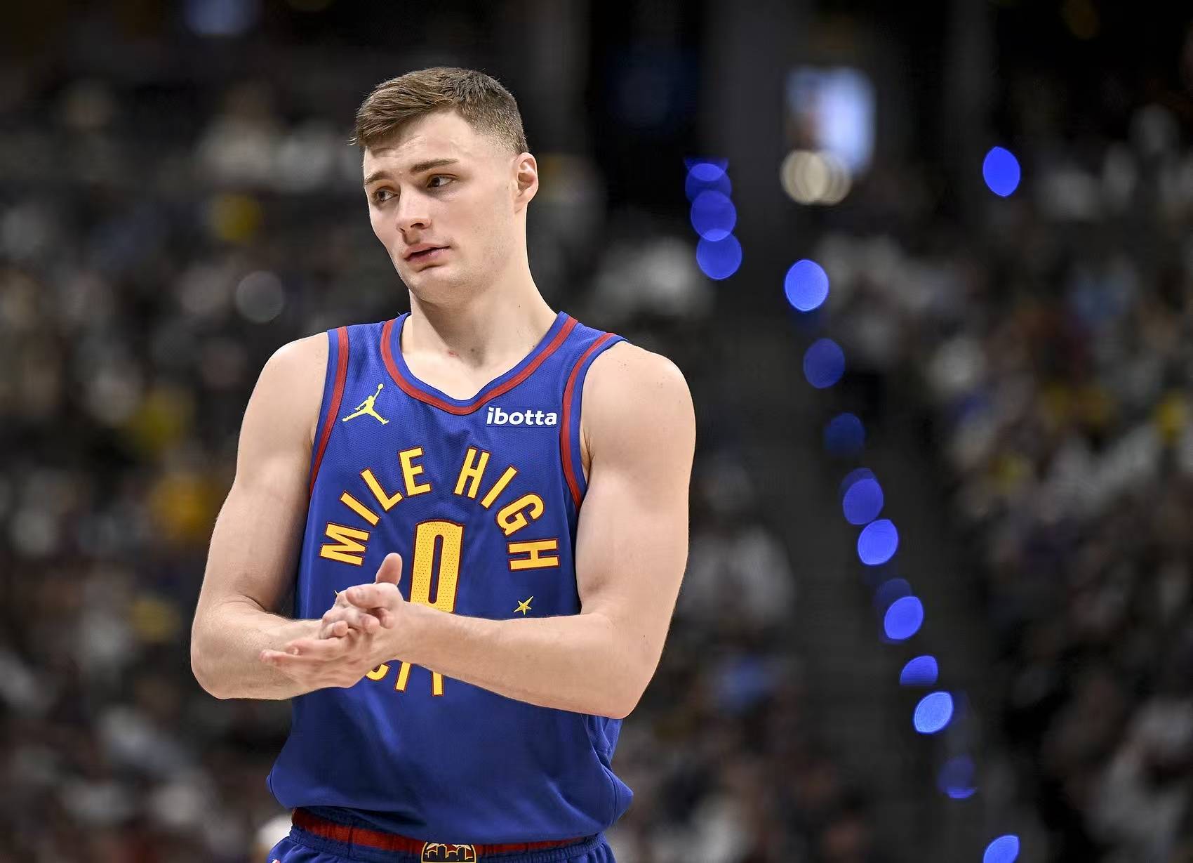 国王杯冲刺阶段走向成谜,丹佛掘金扳平良机,质疑声仍在,控场能力受关注(百战奇谋真迹) 国王杯冲刺阶段走向成谜,丹佛掘金扳平良机,质疑声仍在,控场能力受关注(百战奇谋真迹)