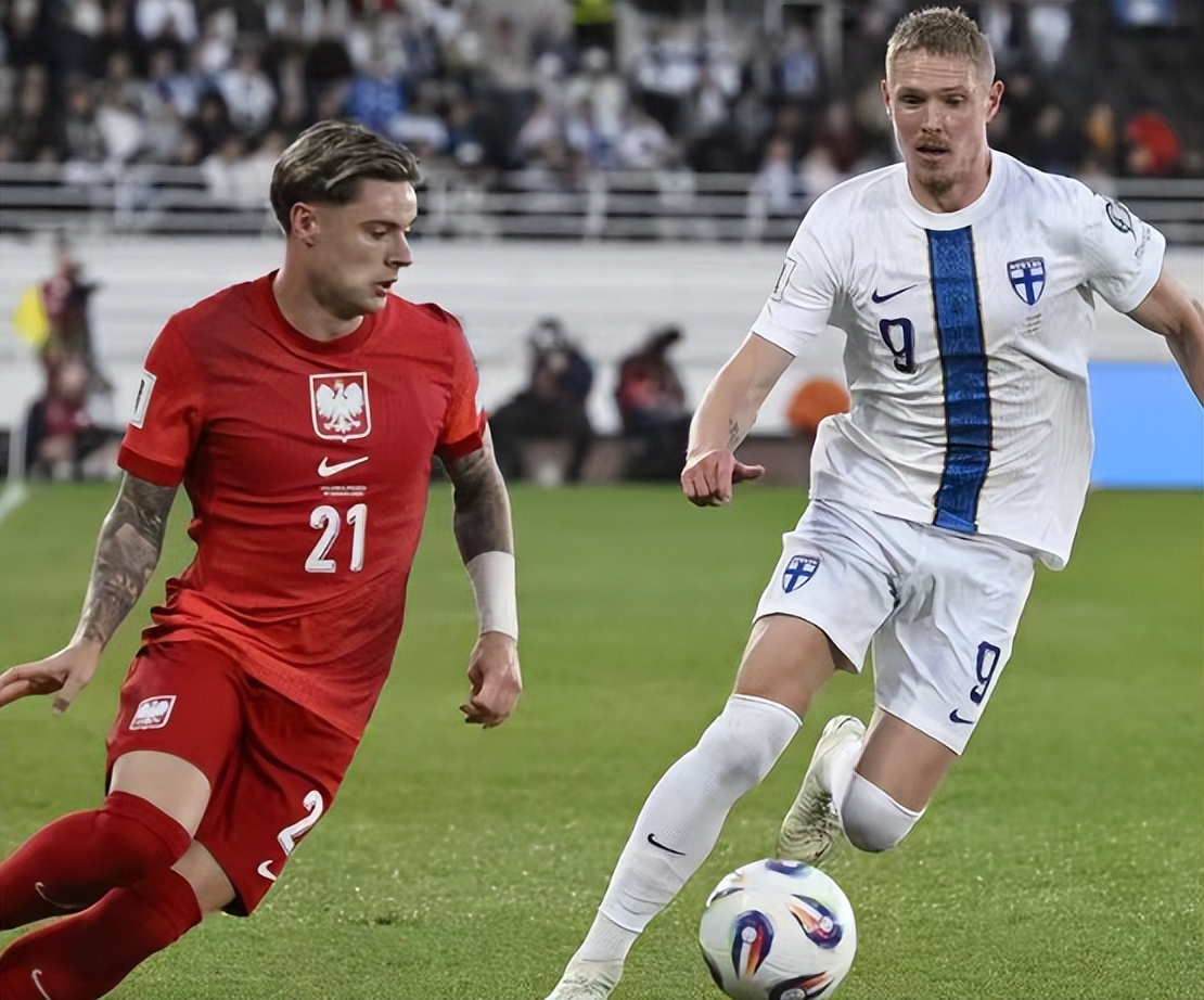 英超赛程吃紧，比利亚雷亚尔关键时刻战术微调，引发热议，医务组通报恢复(巴萨比利亚雷亚尔全场)