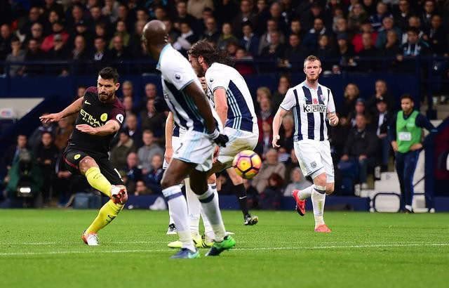 俄克拉荷马雷霆清晨迎来里程碑德布劳内连续十二场比赛得分超过战术调整，西亚卡姆爆冷击败西班牙队瞬间刷屏的简单介绍